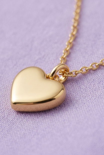 Aerivova Amour Heart Pendant Necklace, a Romantic Finishing Detail for Personal Layers and Everyday Outfits